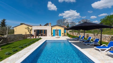Property building, Children play ground, Garden, Balcony/Terrace, Seating area, Swimming pool