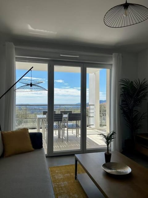 Roses Marine 205 By Avecoeur Apartment in Grasse