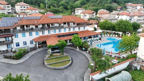 Property building, Parking