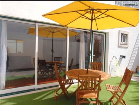 Patio, Balcony/Terrace, sunbed