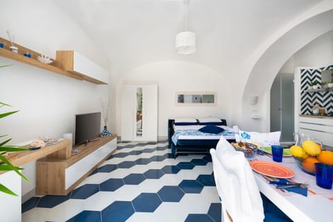 Communal lounge/ TV room, Living room, Dining area, Bedroom