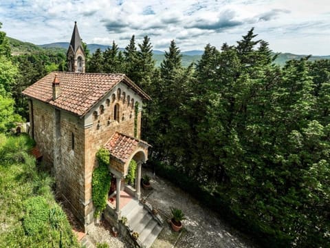 Chiesino Dei Vaioni Villa in Pistoia