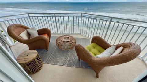 Day, Natural landscape, View (from property/room), Balcony/Terrace, Beach, Sea view