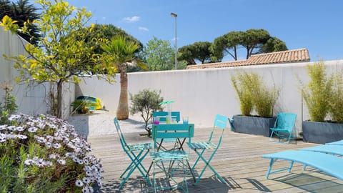 Patio, Garden, Balcony/Terrace, Balcony/Terrace, Garden view