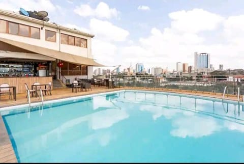 Balcony/Terrace, Swimming pool