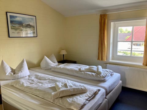 Villa Edda - Ferienwohnung 01 Apartment in Graal-Müritz