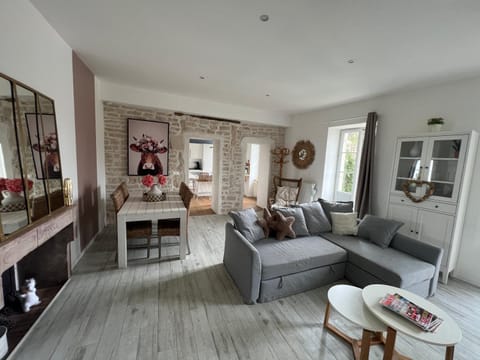 Détente et vue exceptionnelle à L'appart' de Charles Apartment in Dole