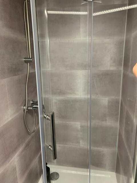 Villa Kunterbunt, W-Lan, Office Apartment in Leverkusen