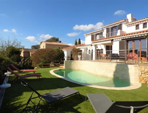 L'Oasis, villa au calme, 400m plage à pied Villa in Roquebrune-sur-Argens