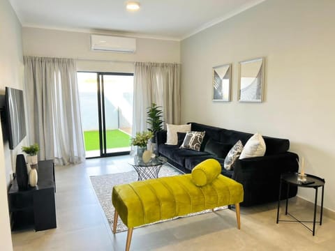 Living room, air conditioner