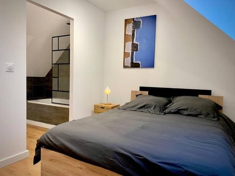 Appartement rénové proche Gare Apartment in Quimper