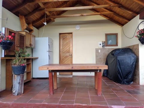 BBQ facilities, BBQ facilities, Dining area