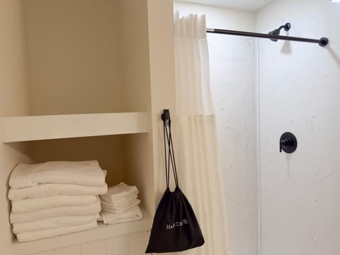 Explorer Rest & Recreation Hotel in Sandusky