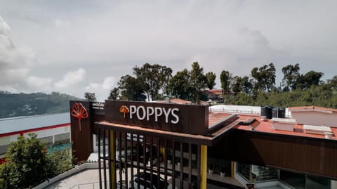 Property building, Restaurant/places to eat