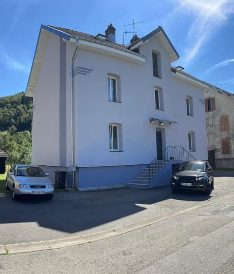 Property building, Day, Parking