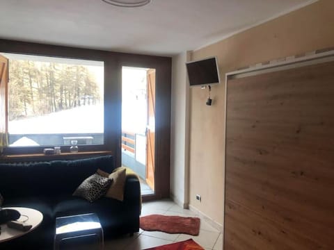 Apartament ETRA close to piste Apartment in Sauze d'Oulx
