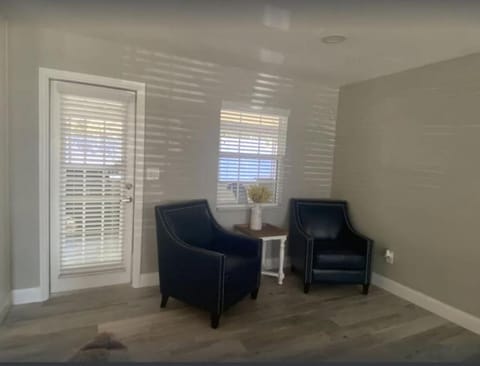 3 bedroom 2 bath with hot tub, game room and boat slip House in Florida