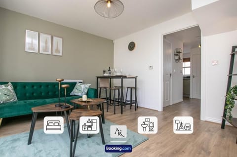 Cozy House By AR Properties Short Lets & Serviced Accommodation Colchester House in Colchester