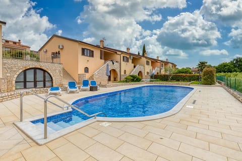 Pool view, Swimming pool, Swimming pool