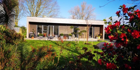 Belle maison récente proche des plages House in Brittany