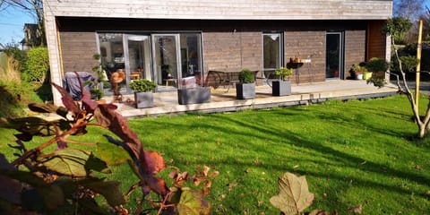 Belle maison récente proche des plages House in Brittany
