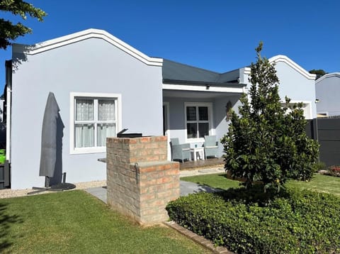Serenity self-catering 2-bed unit Apartment in Hermanus