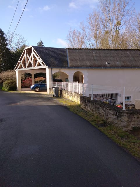 gîte des Caves House in Centre-Val de Loire