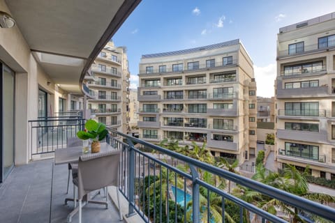 Property building, Balcony/Terrace, Balcony/Terrace, Garden view, Garden view