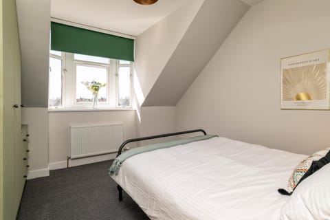 Remodelled Luxury 3 Bed Apartment Apartment in Aberdeen