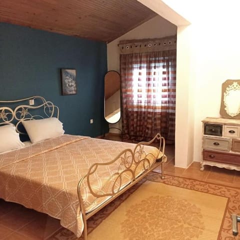 ΠΕΤΡΙΝΗ ΚΑΤΟΙΚΙΑ ΣΤΗΝ ΦΥΣΗ House in Halkidiki