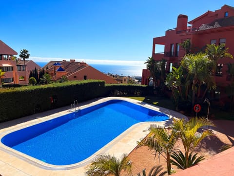 Pool view, Swimming pool