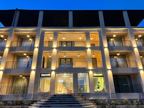 Property building, Facade/entrance, Night