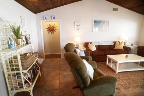 Nida House in Dauphin Island