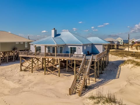 CR Escape House in Dauphin Island