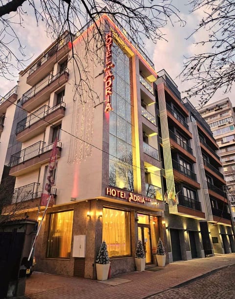 Property building, Day, City view, Street view, Location