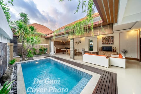 Property building, Communal lounge/ TV room, Day, Pool view, Swimming pool