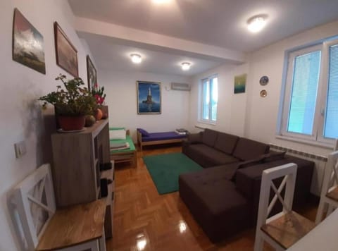 TPC 9 Apartment in Belgrade