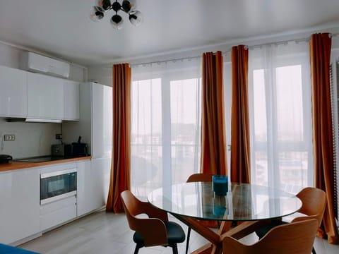 Kitchen or kitchenette, Living room, Dining area, minibar, pet friendly, stove