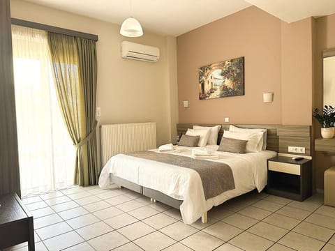 Bed, Bedroom, air conditioner