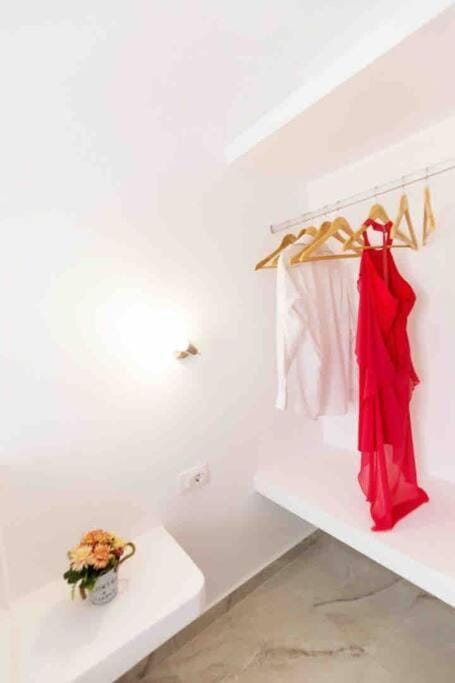 Perissa Secret Apartment in Perissa