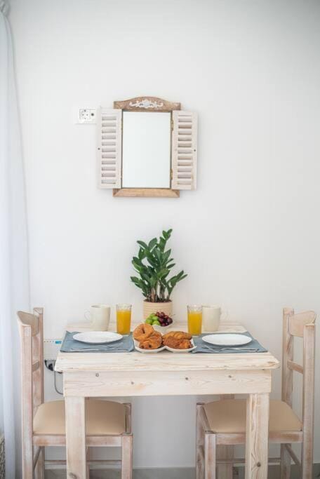 Perissa Secret Apartment in Perissa