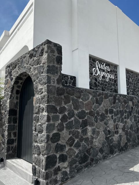 Perissa Secret Apartment in Perissa