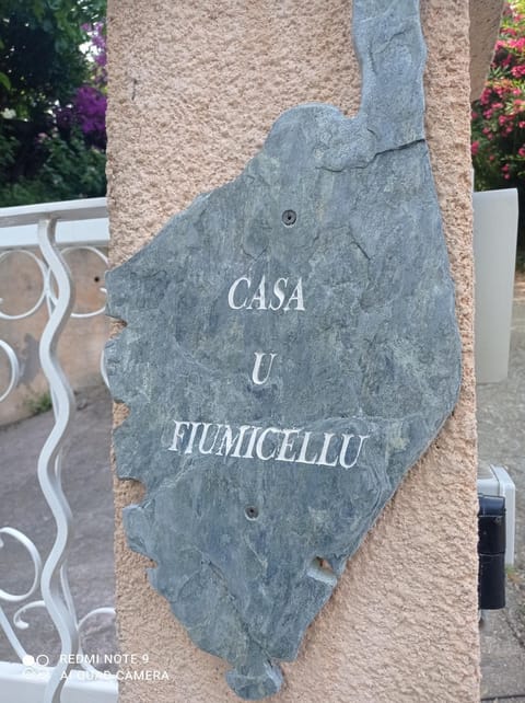 Location Bastia, U Fiumicellu. Vue Mer. Jacuzzi, Barbecue,... Pour 2 personnes Apartment in Bastia