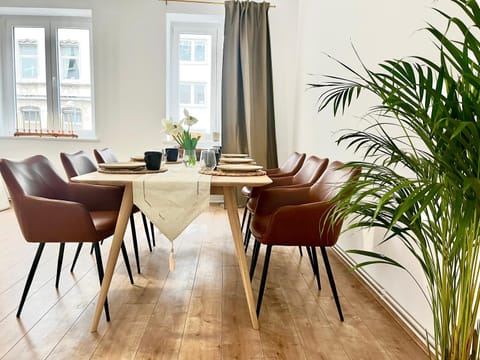 Living room, Decorative detail, Decorative detail, Seating area, Dining area, Food
