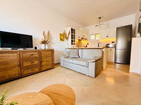 Living room, kitchen