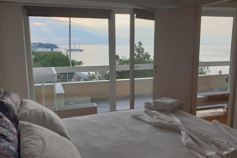 Bed, Balcony/Terrace, Bedroom, Sea view, towels