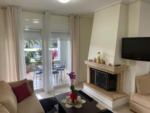 TV and multimedia, Seating area, flat iron