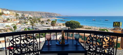 Day, View (from property/room), Balcony/Terrace, Beach, Sea view