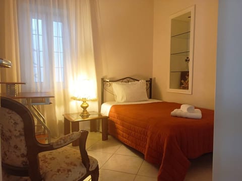 Vintage Central House Apartment in Kalabaka