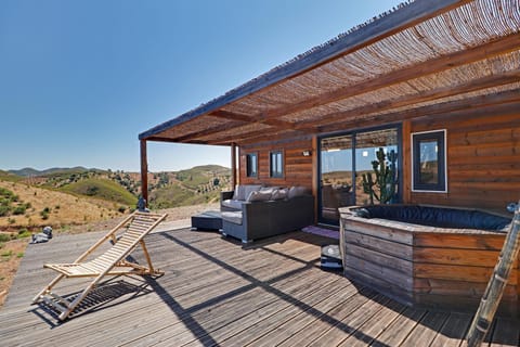 Natural landscape, Hot Tub, Balcony/Terrace, Mountain view